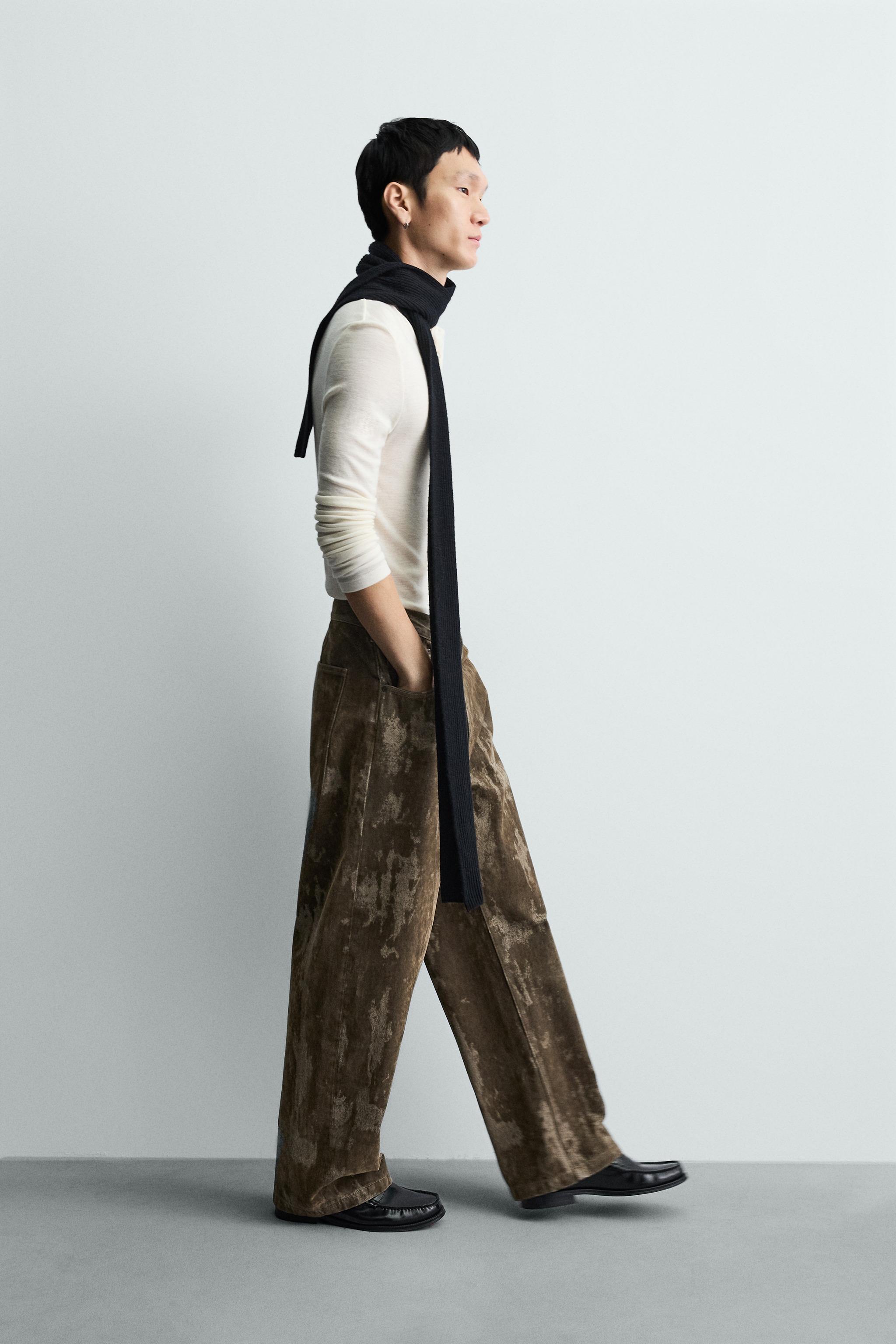 FLOCKED BAGGY FIT JEANS